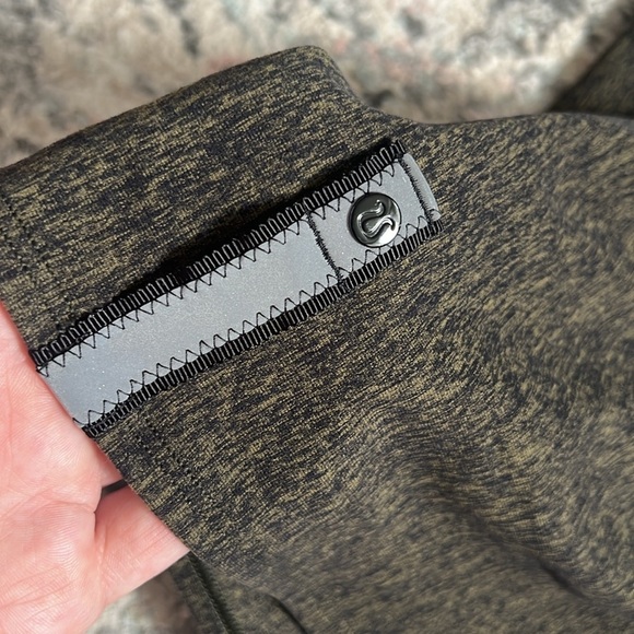 Lululemon Scarf - Picture 4 of 5